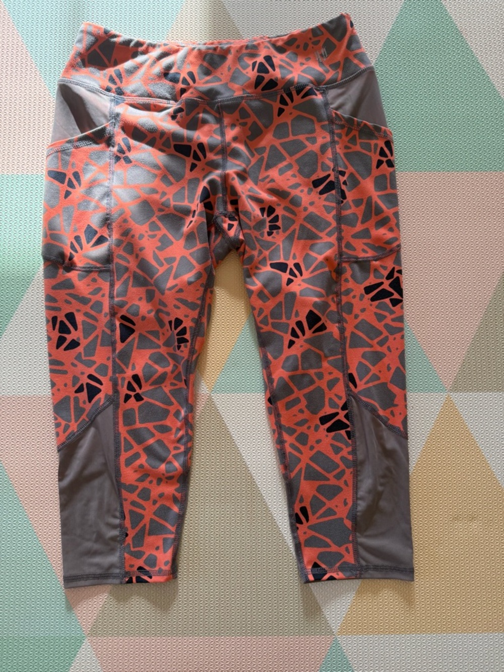 EleVen by Venus Williams Orange and Gray Abstract Athletic Crop Leggings Size XL